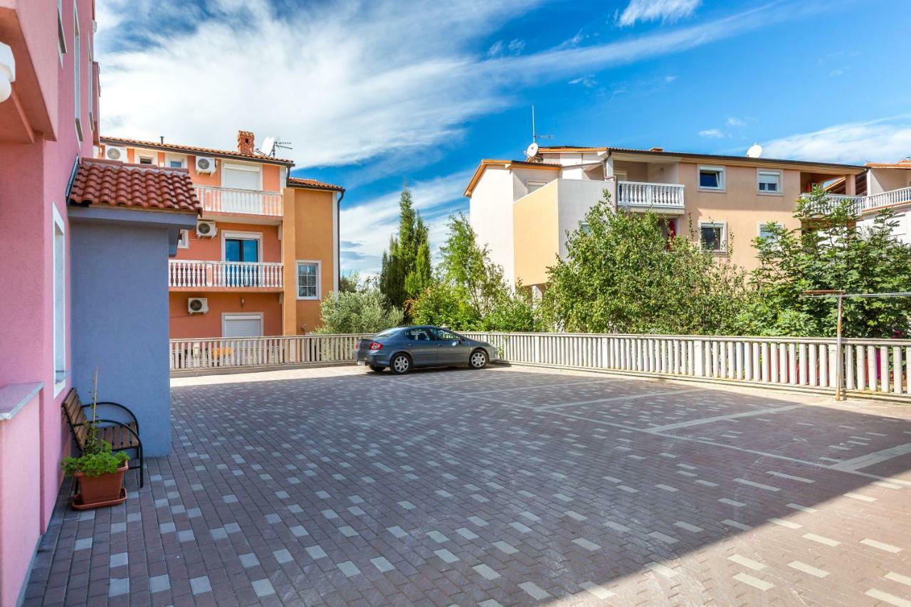 Apartmani Diana ميدولين المظهر الخارجي الصورة